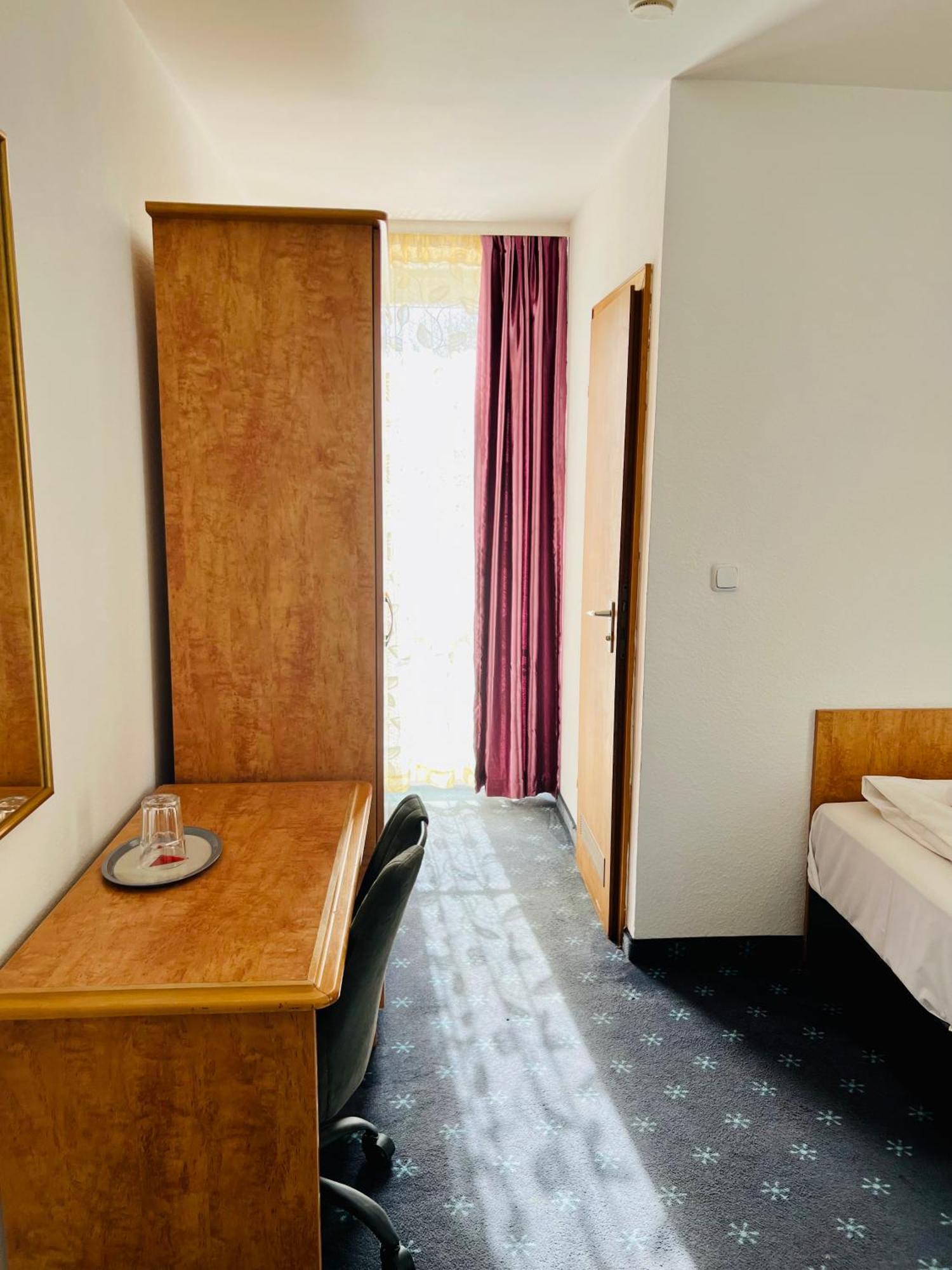 Hotel Neo Cologne Bonn Airport 로스라스 외부 사진