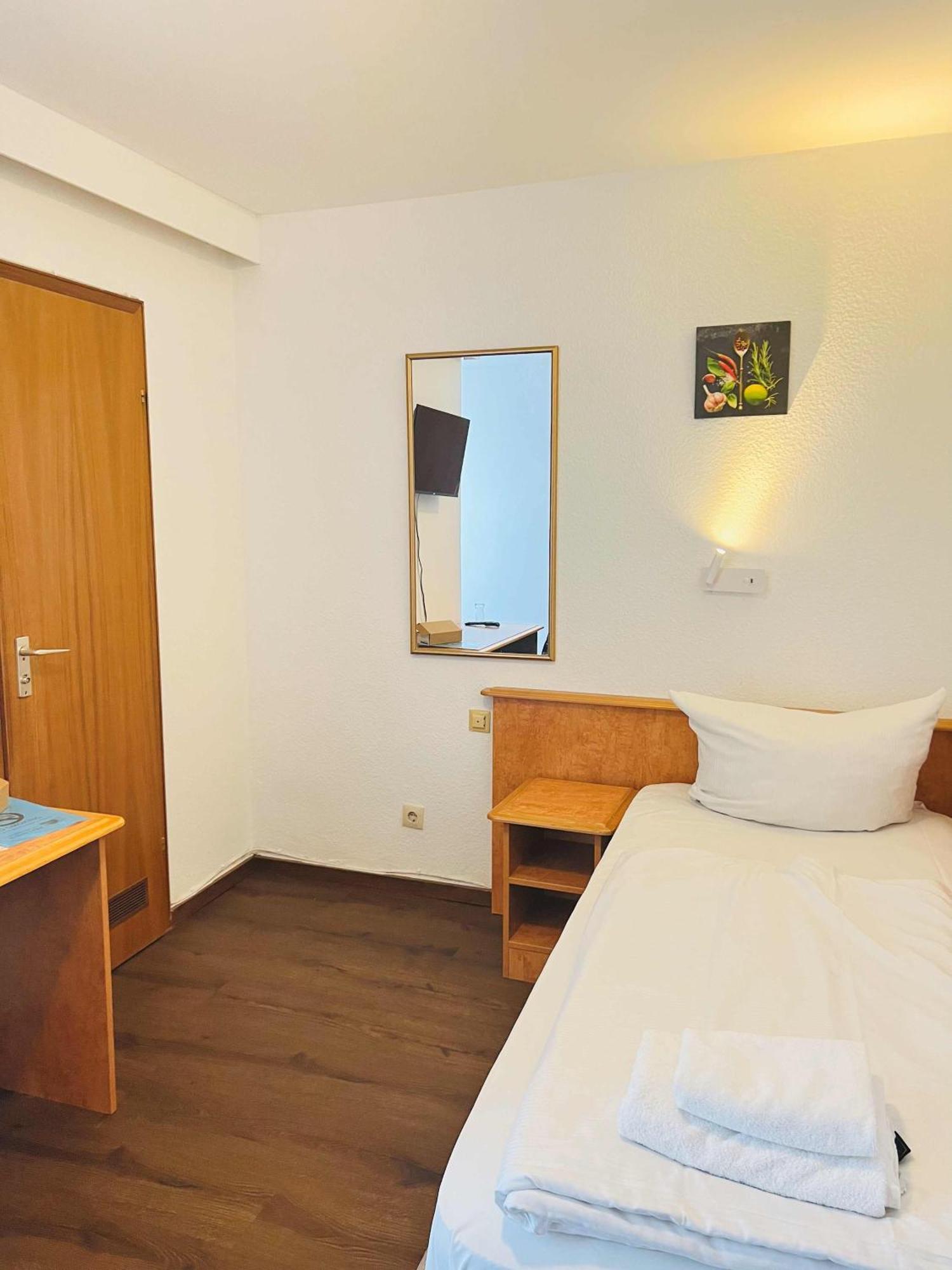 Hotel Neo Cologne Bonn Airport 로스라스 외부 사진